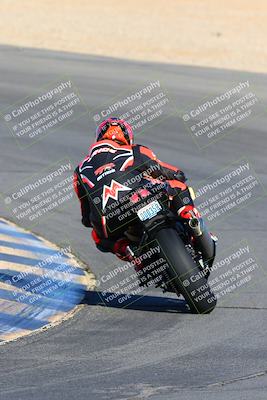 media/Jan-08-2022-SoCal Trackdays (Sat) [[1ec2777125]]/Turn 10 Backside (930am)/